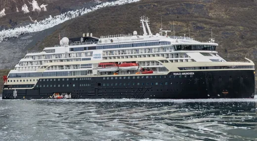 MS Roald Amundsen